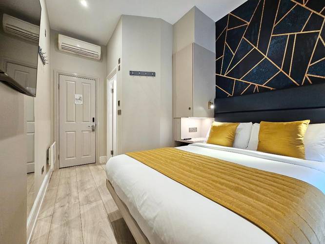 Double room NOX Hyde Park London