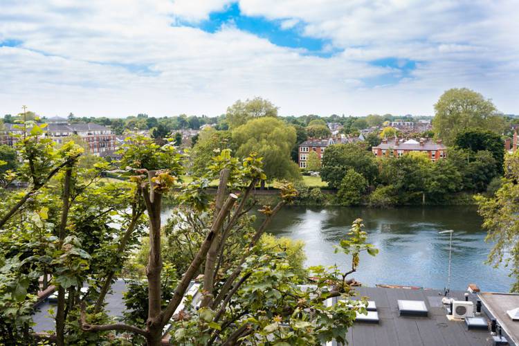 Double studio river view NOX Richmond London