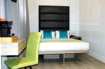Double studio (lower ground floor) nox hotels | lancaster gate london Double studio (lower ground floor) nox hotels | lancaster gate london