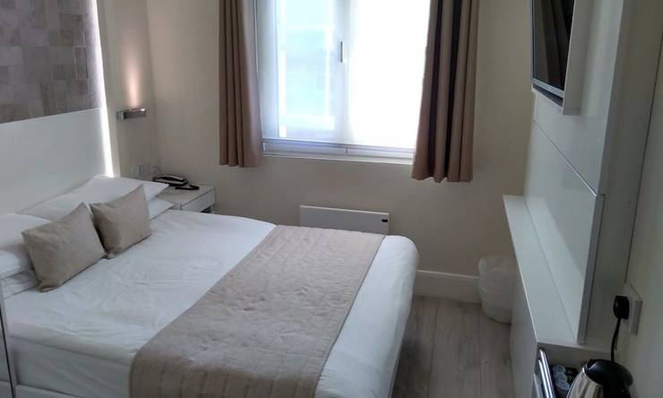 Single NOX Hyde Park London Single NOX Hyde Park London
