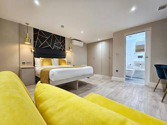 Double studio (lower ground floor, no windows) NOX Hyde Park London Double studio (lower ground floor, no windows) NOX Hyde Park London