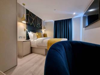 Double studio NOX Kensington Gardens London Double studio NOX Kensington Gardens London