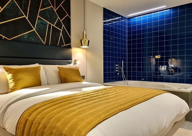 Signature Jacuzzi Suite NOX Edgware Road Londres Signature Jacuzzi Suite NOX Edgware Road Londres