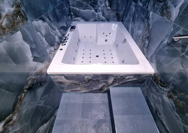 Signature Jacuzzi Suite NOX Kensington Gardens Londres Signature Jacuzzi Suite NOX Kensington Gardens Londres