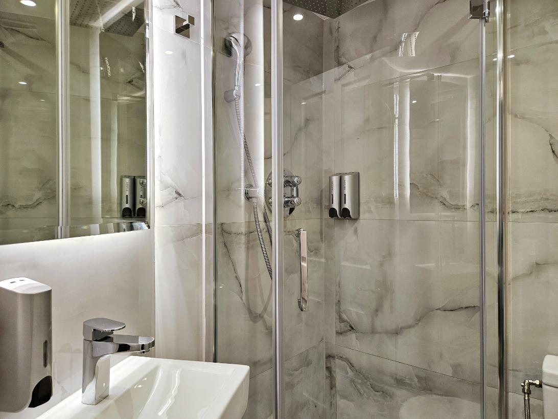 Twin Room NOX Hyde Park London