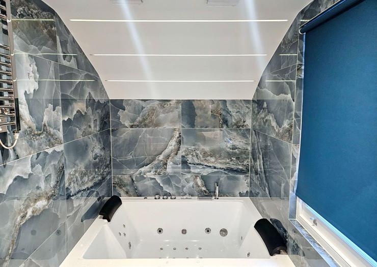 Signature Jacuzzi Suite NOX Earls Court Londres Signature Jacuzzi Suite NOX Earls Court Londres