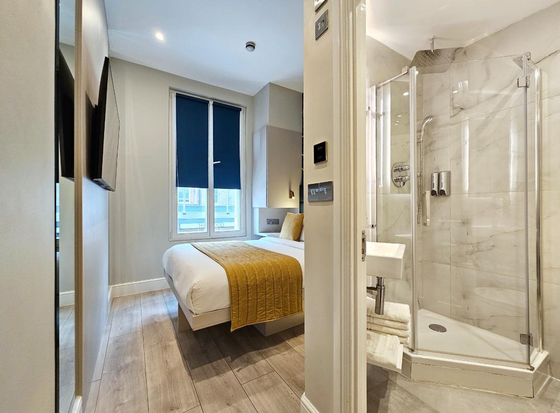 Double Room NOX Hyde Park London