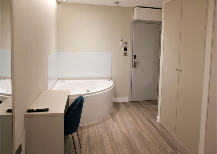 Doble con Jacuzzi NOX Richmond Londres Doble con Jacuzzi NOX Richmond Londres