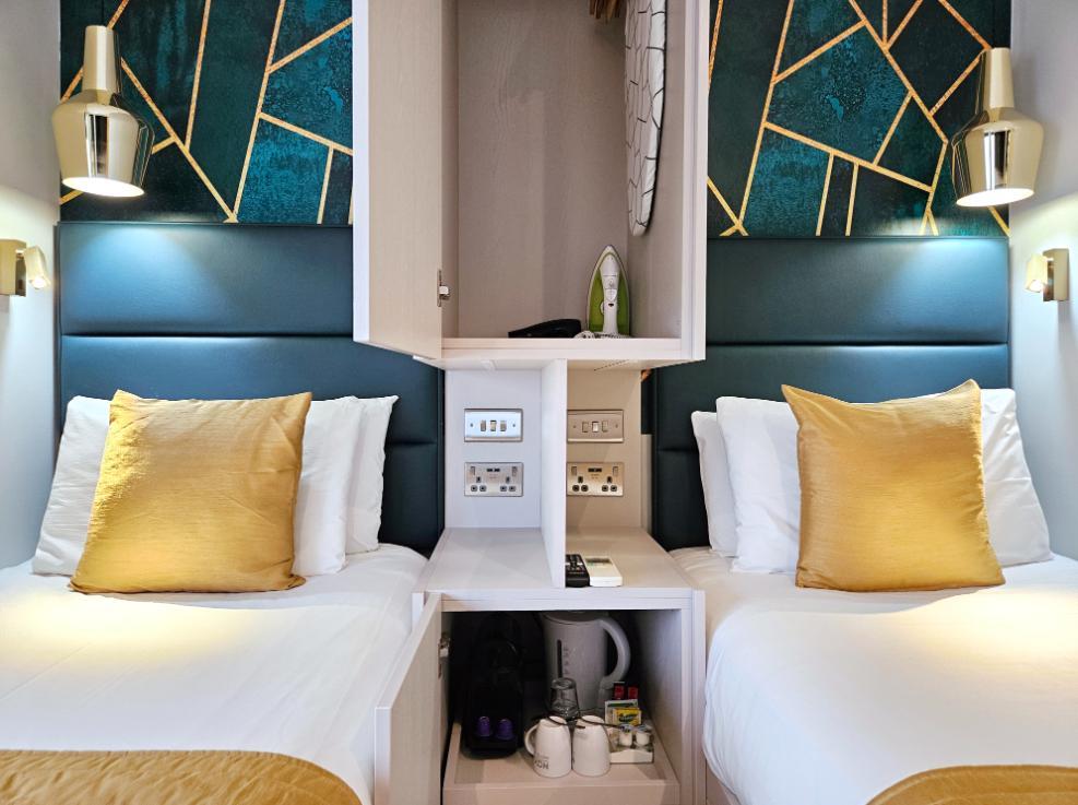 Twin Room NOX Hyde Park London
