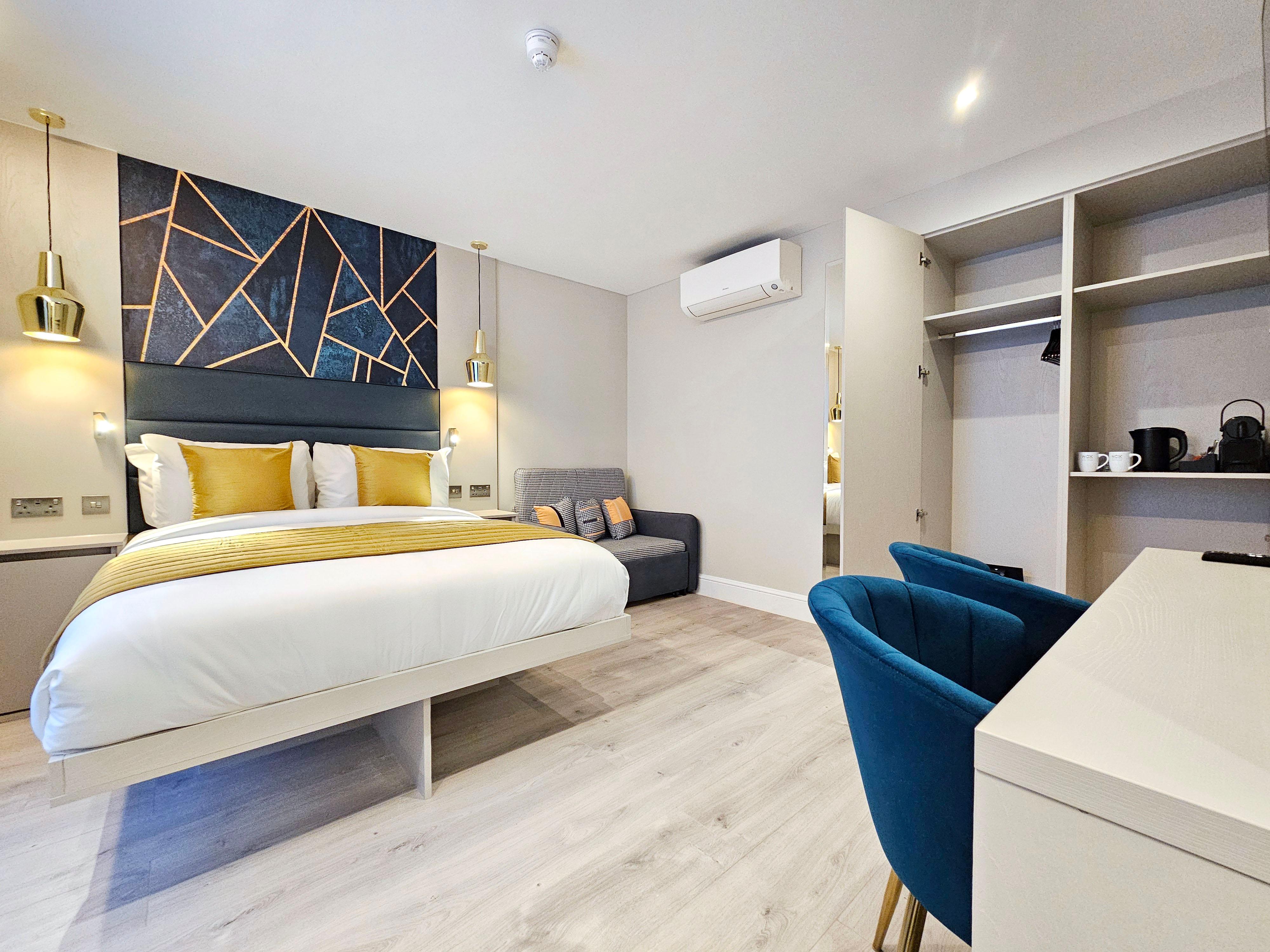 Triple Room  NOX Paddington London