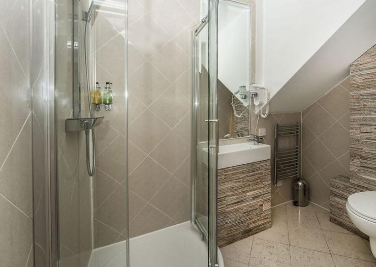 1 Double Bed NOX Kensington London 1 Double Bed NOX Kensington London