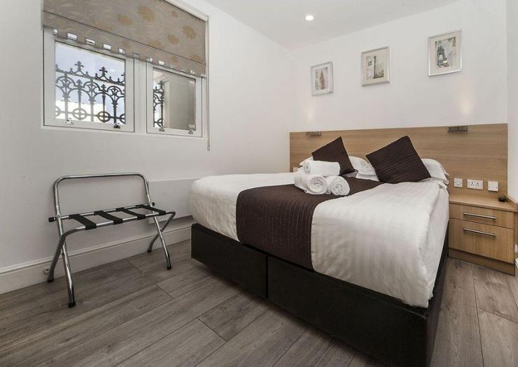 1 Double Bed NOX Kensington London 1 Double Bed NOX Kensington London