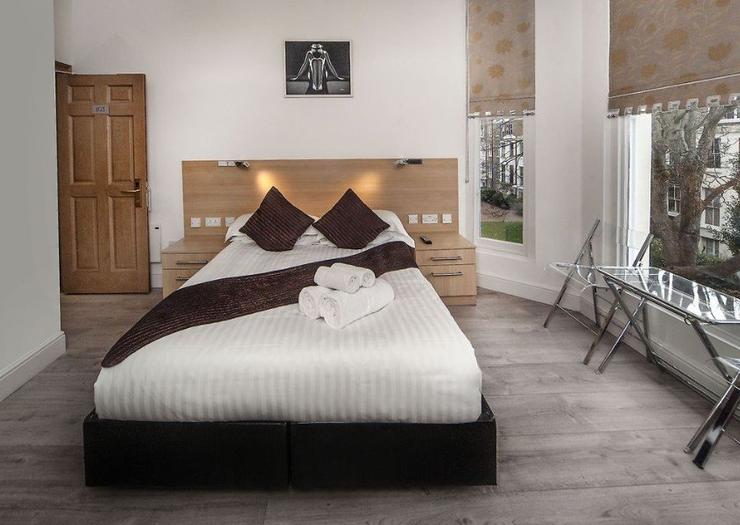 1 Double Bed NOX Kensington London 1 Double Bed NOX Kensington London