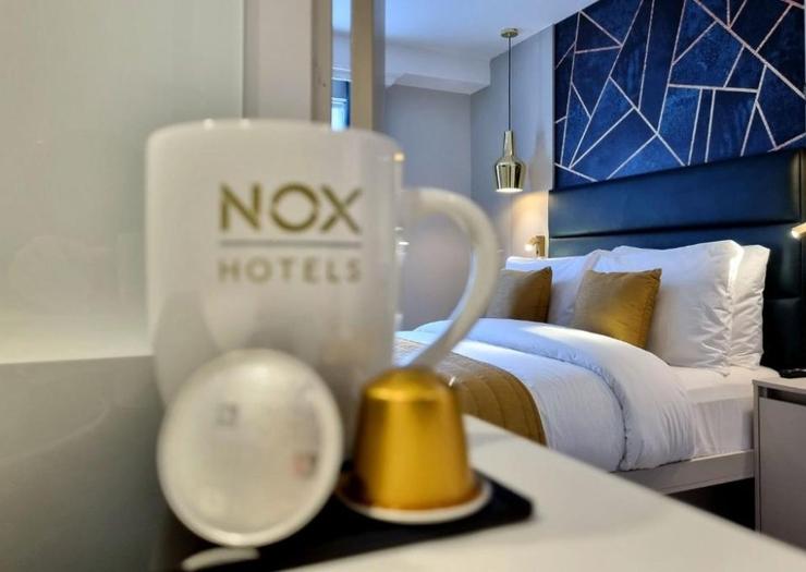 Signature Jacuzzi Suite NOX Edgware Road Londres Signature Jacuzzi Suite NOX Edgware Road Londres