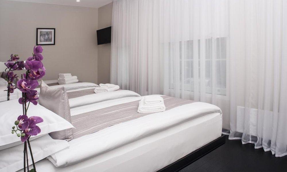 Family Deluxe NOX Golders Green London