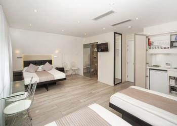 Studio: Family Deluxe NOX Kensington London Studio: Family Deluxe NOX Kensington London