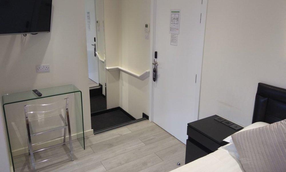 Studio: Family Deluxe (2 bedroom) NOX Kensington London