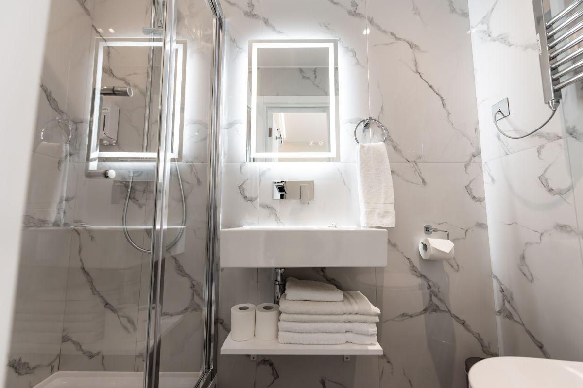 Double Studio with Jacuzzi NOX Richmond London