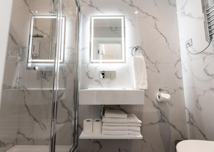 Doble con Jacuzzi NOX Richmond Londres Doble con Jacuzzi NOX Richmond Londres