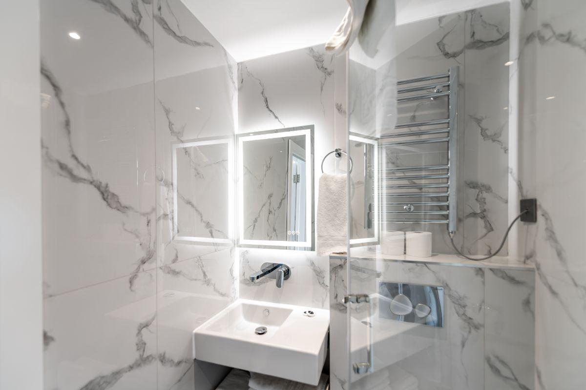 Double Studio with Jacuzzi NOX Richmond London