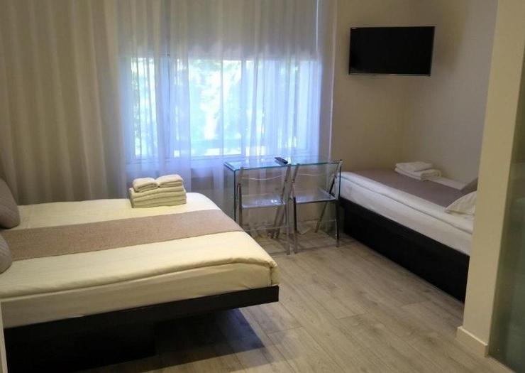 1 Double Bed & 1 Single Bed NOX Kensington London 1 Double Bed & 1 Single Bed NOX Kensington London
