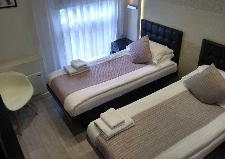 2 Single Beds NOX Kensington London 2 Single Beds NOX Kensington London